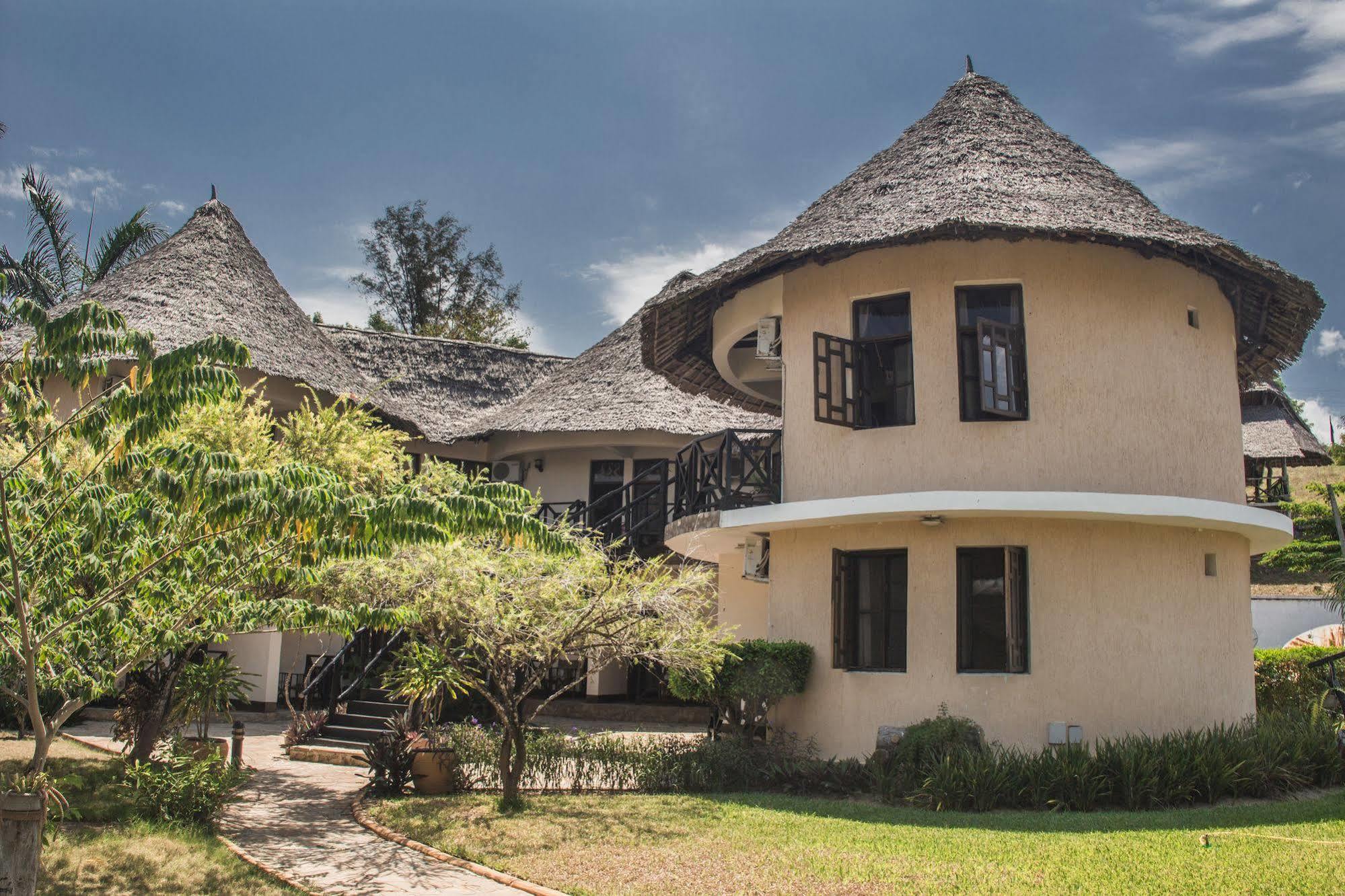 Millennium Sea Breeze Resort Bagamoyo Exterior photo